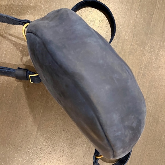 Portland Leather "Almost Perfect" large round crossbody 9" - Picture 4 of 5